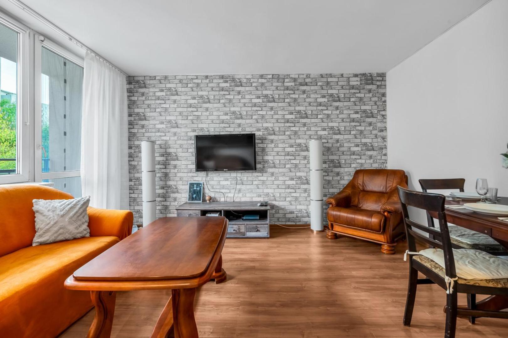 Targowek - 54m2, Balcony, Bus Nearby - By Rentujemy Apartment Warsaw