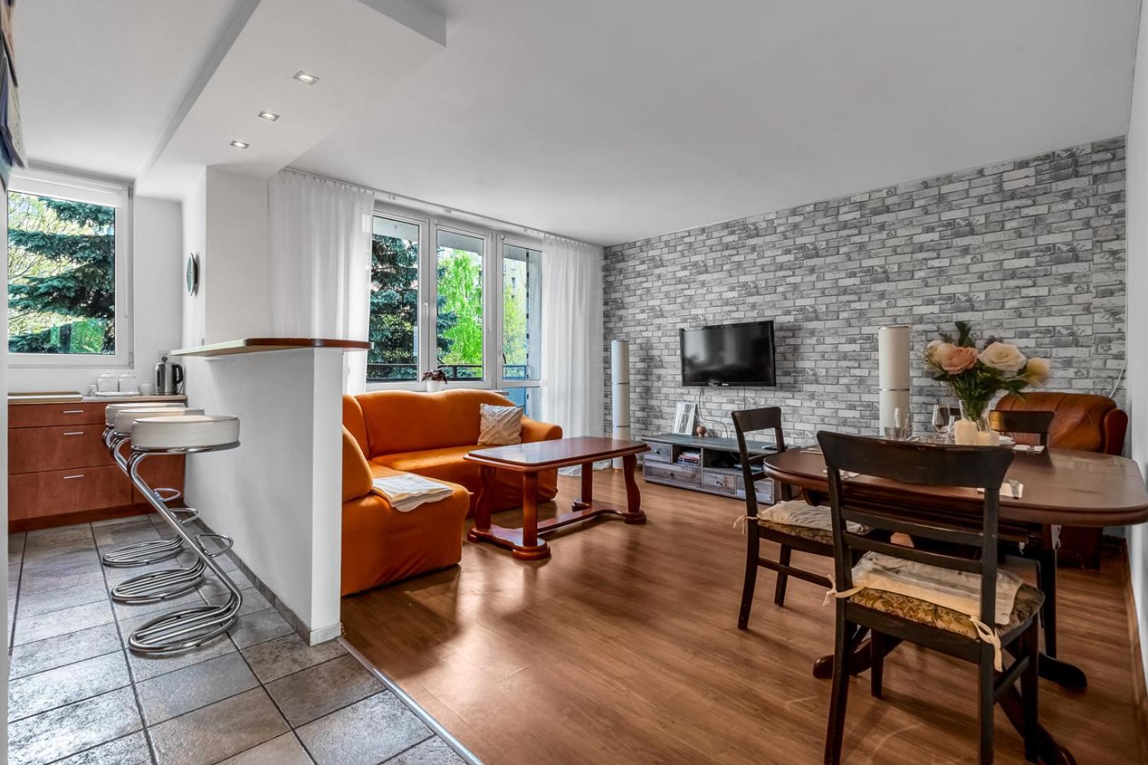 Targowek - 54m2, Balcony, Bus Nearby - By Rentujemy