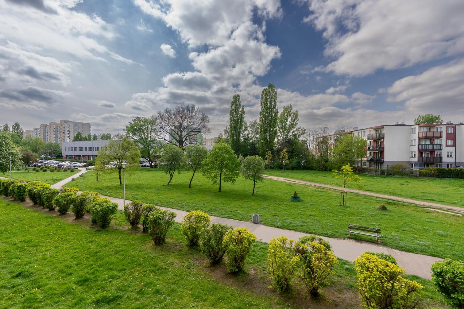 Apartment Targowek - 54m2, Balcony, Bus Nearby - By Rentujemy Warsaw