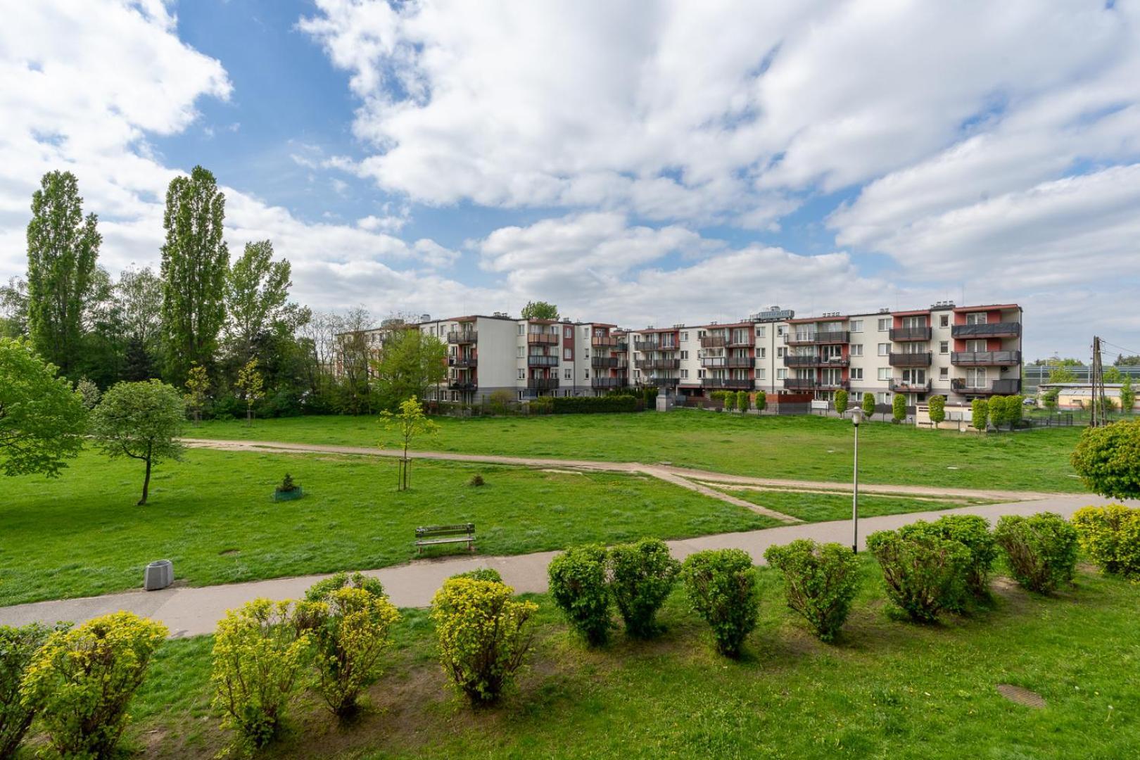 Targowek - 54m2, Balcony, Bus Nearby - By Rentujemy *