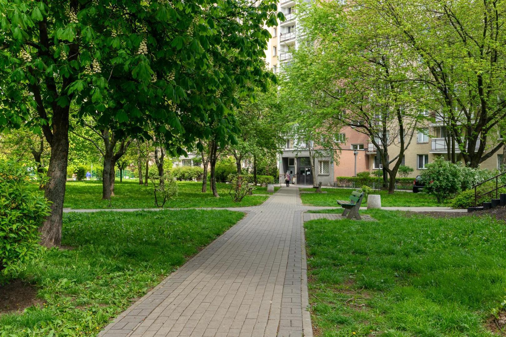 Apartment Targowek - 54m2, Balcony, Bus Nearby - By Rentujemy *