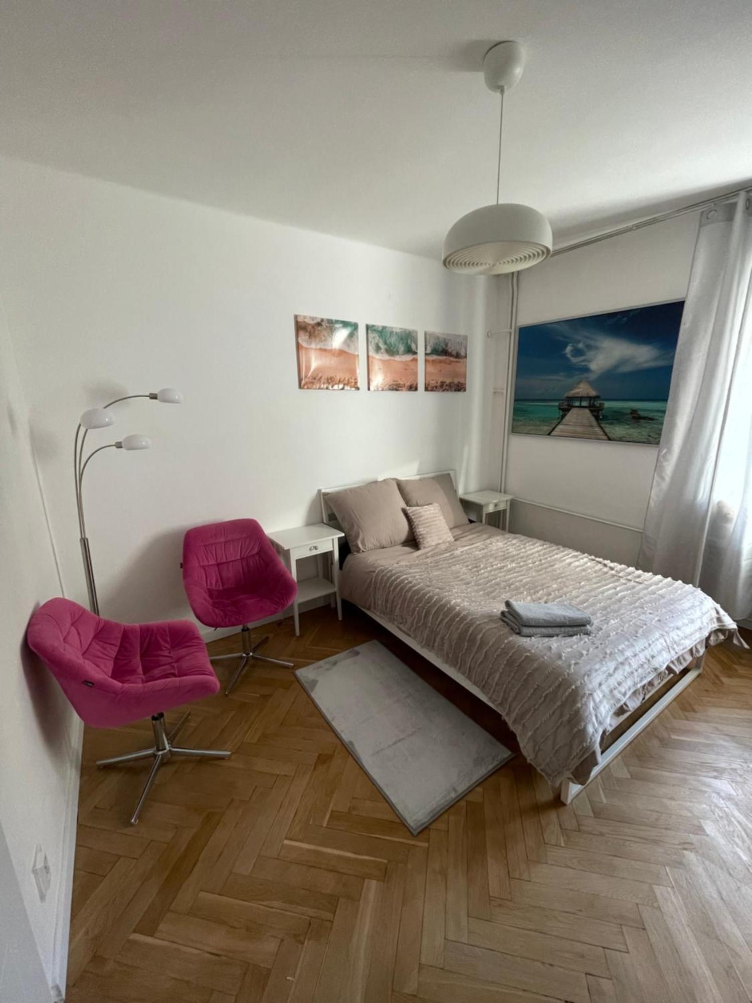 Metro Swietokrzyska Apartamento