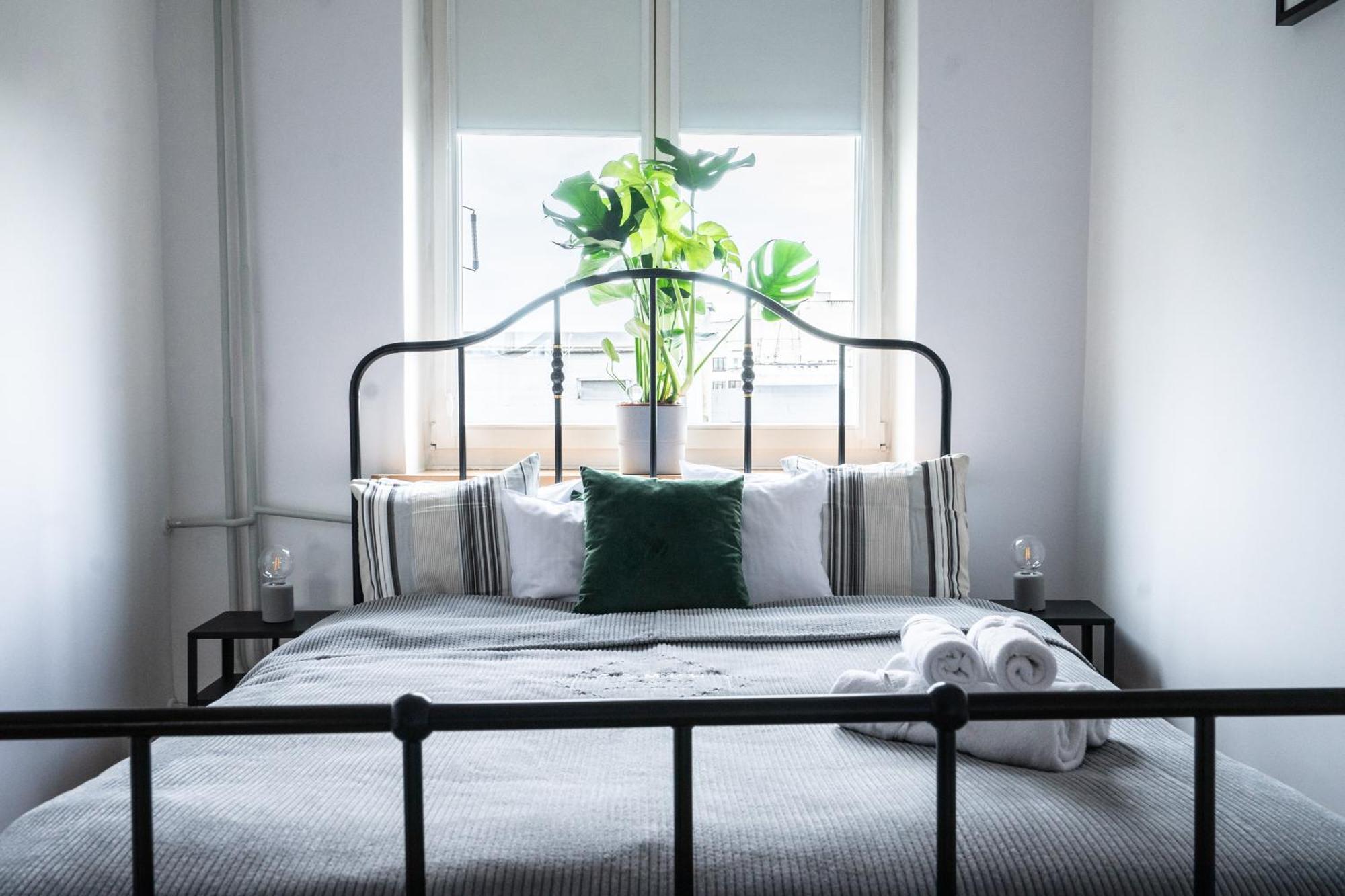 Oomph Warsaw Central Elegant Apartment