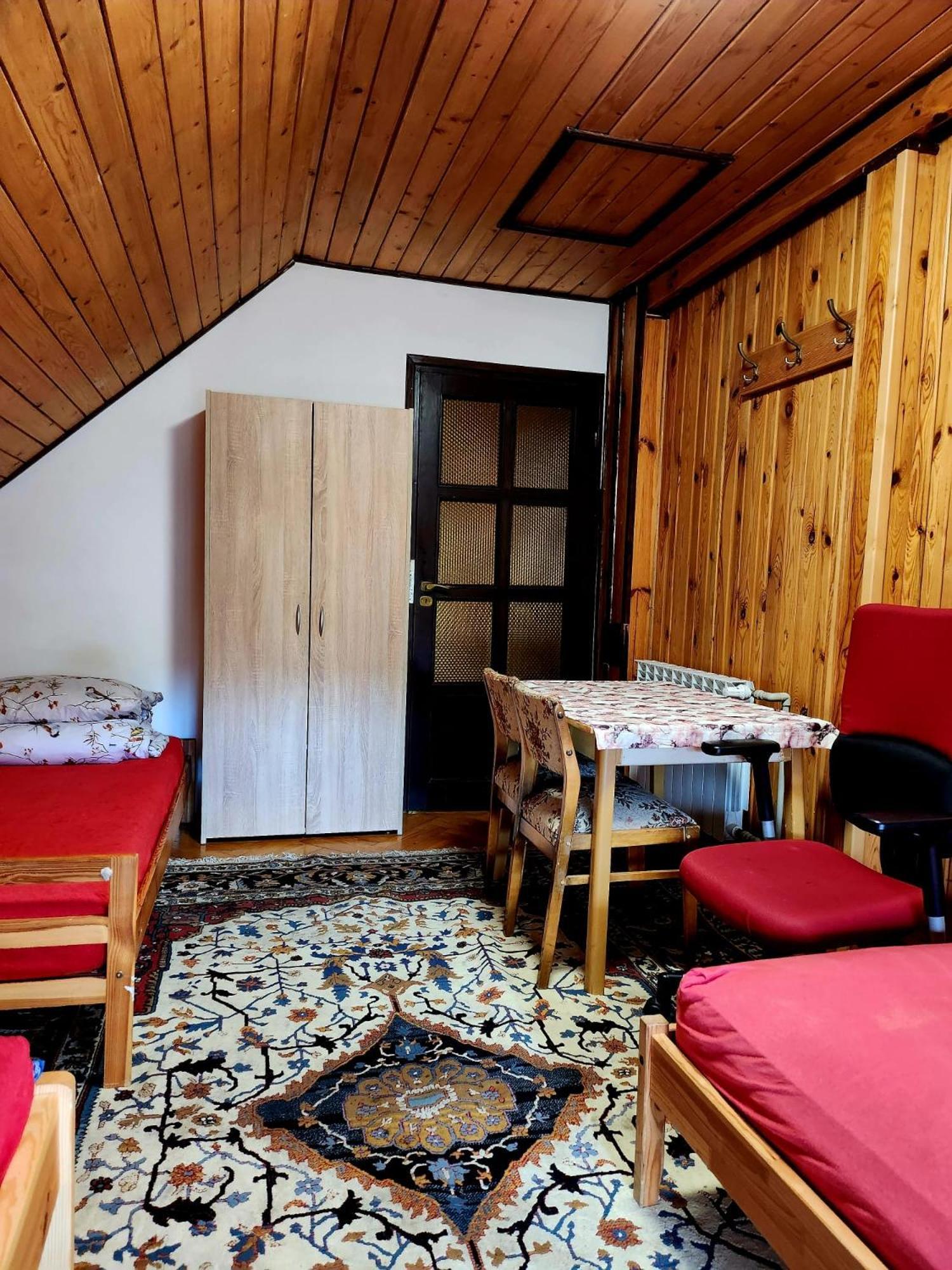 Moc Albergue