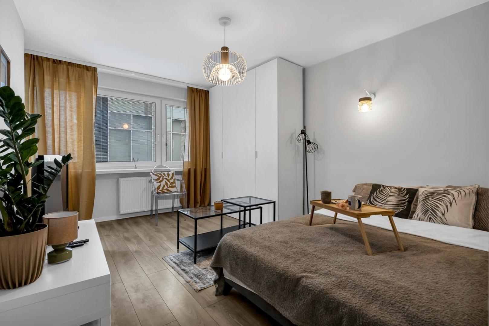 - Balcony, Location - By Rentujemy Apartment Warsaw