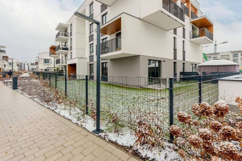 Green In Warsaw's Bemowo District With A Garden And Double Garage
