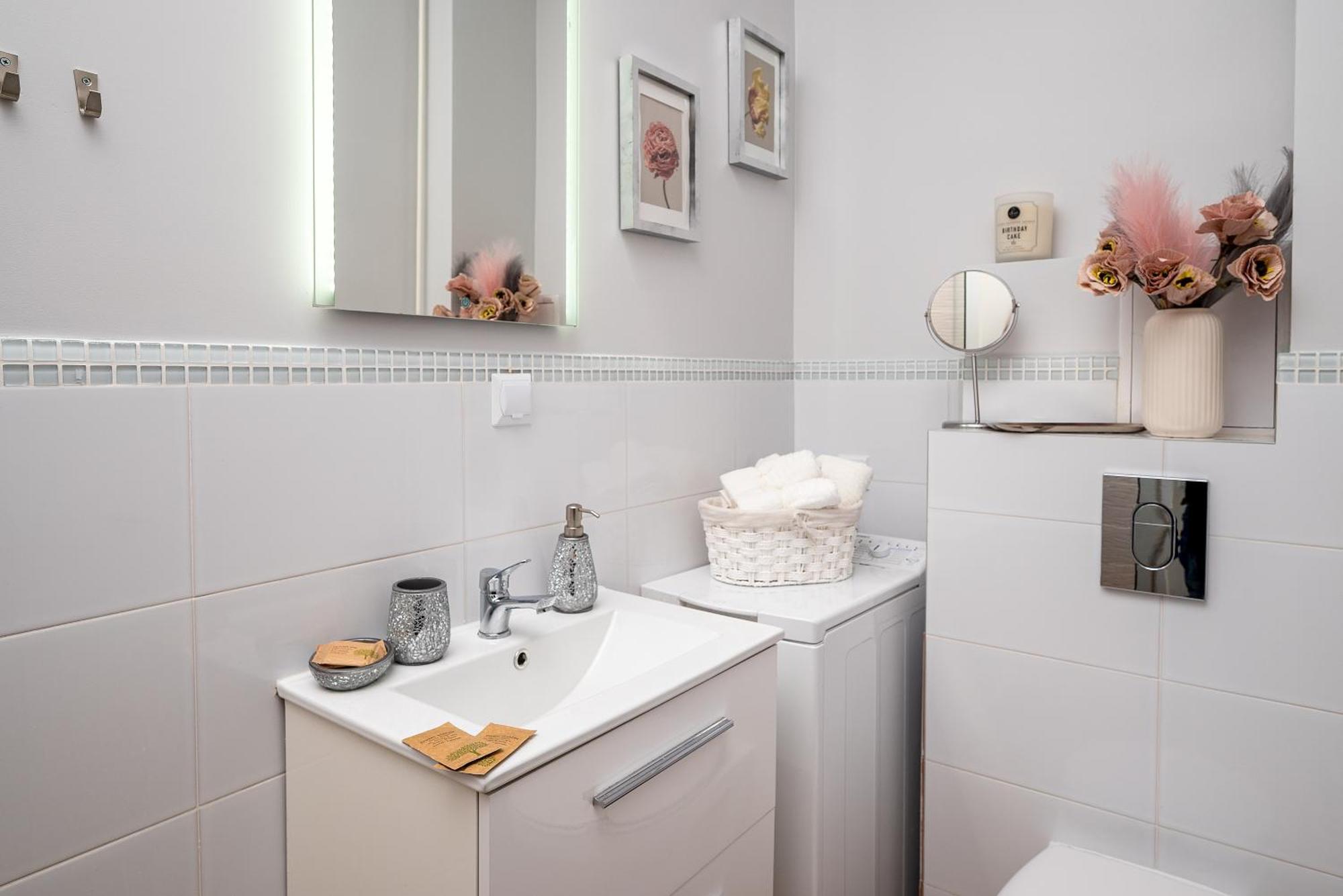 Pink Elephant 2x1br In Historic Tenement House 1 Km From * Varsóvia