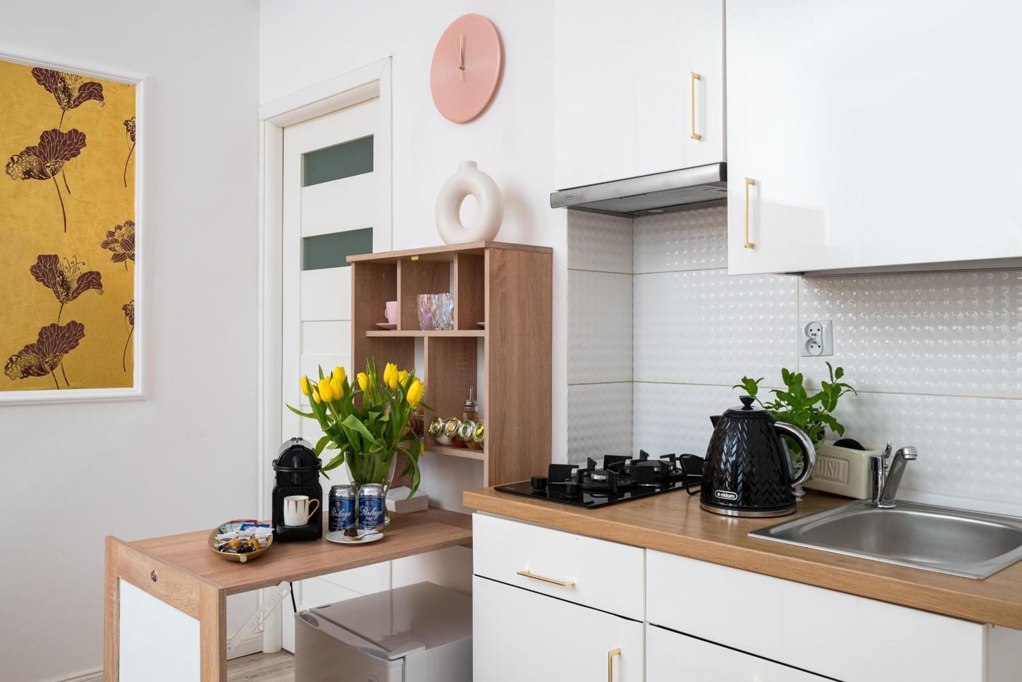 Apartamento Pink Elephant 2x1br In Historic Tenement House 1 Km From Varsóvia