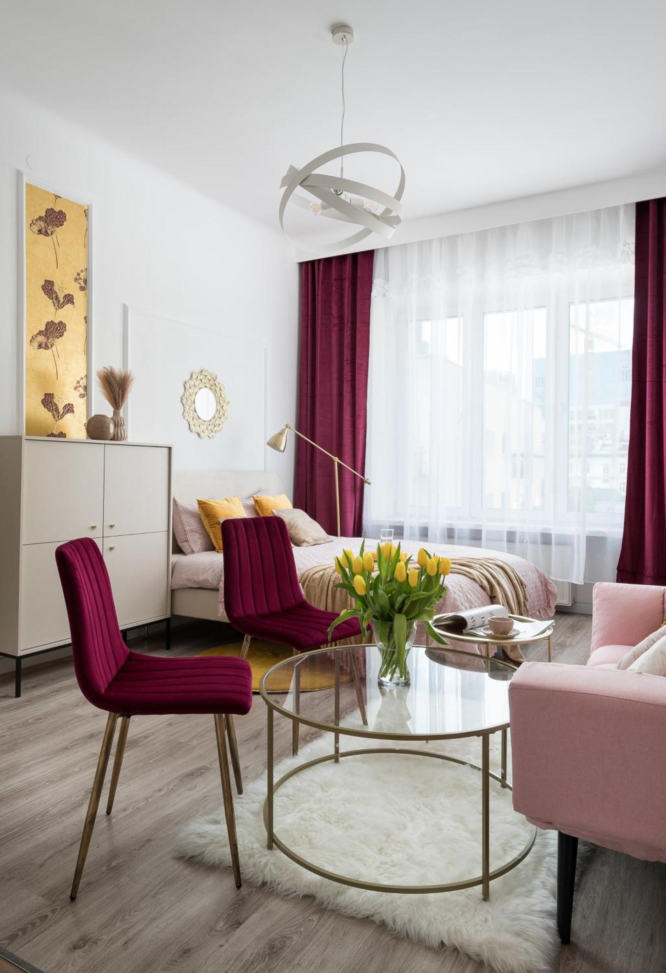 Pink Elephant 2x1br In Historic Tenement House 1 Km From Apartamento