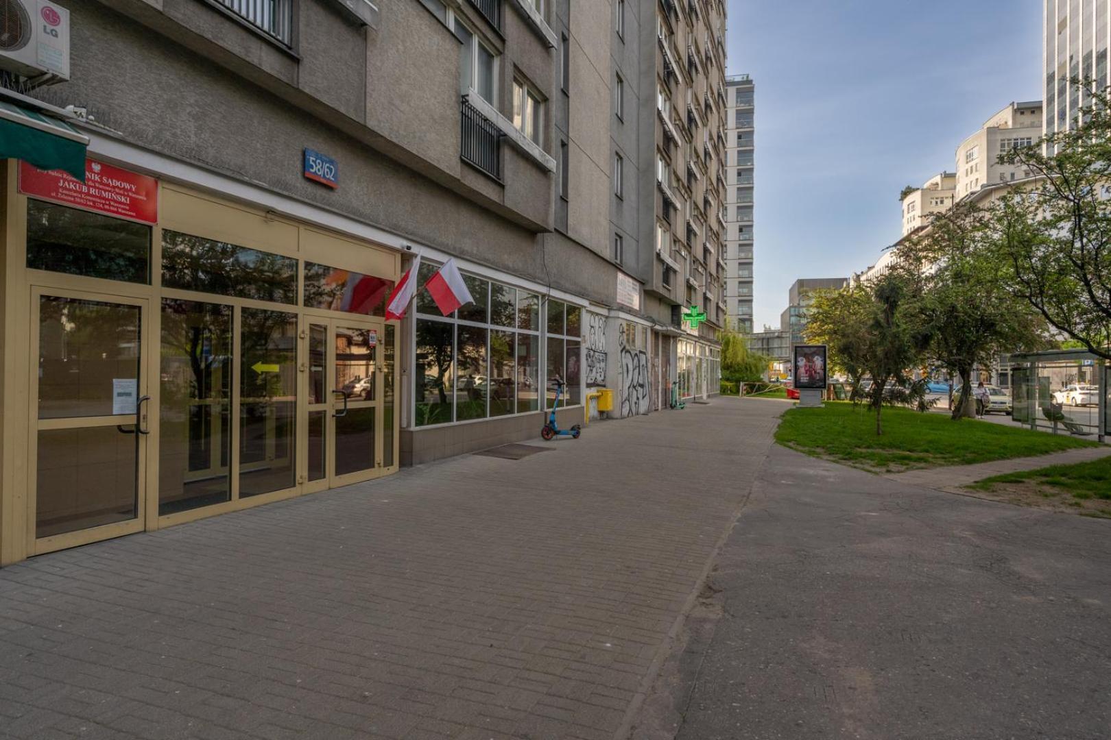 Wola - 13th Floor, View, Metro Nearby - By Rentujemy Apartment