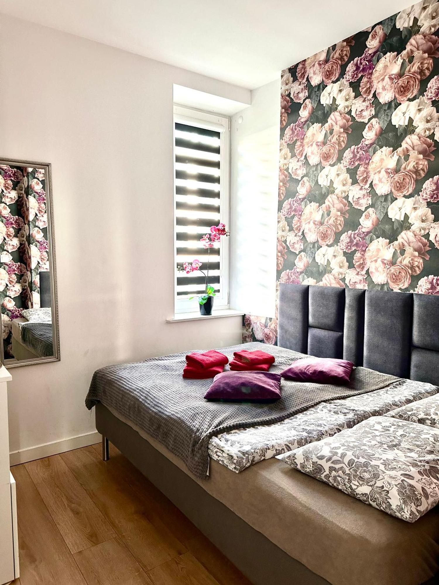 Place 2 Apartment Warsaw