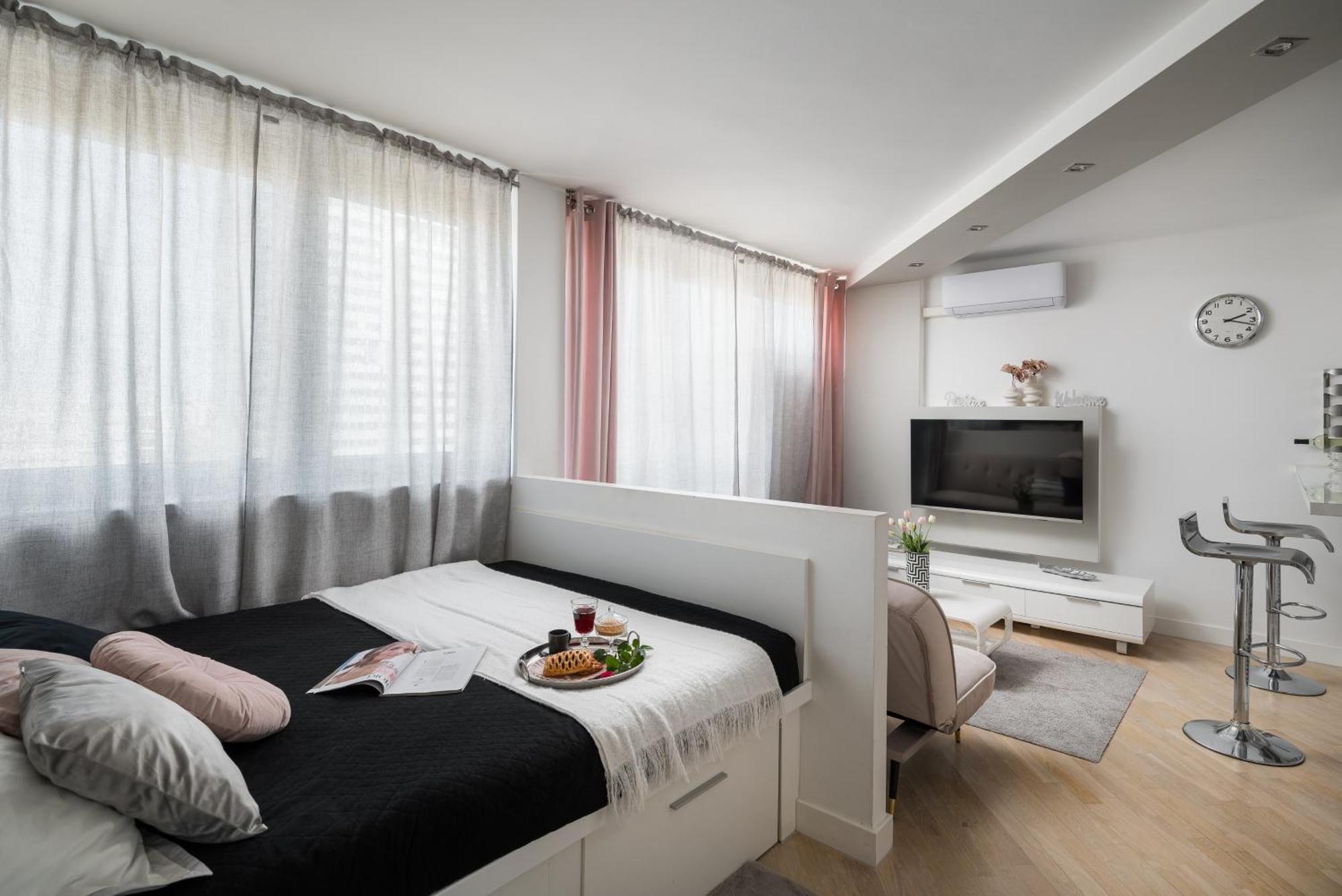 Air-conditioned Premium Loft Skyline Only 900 M To Station