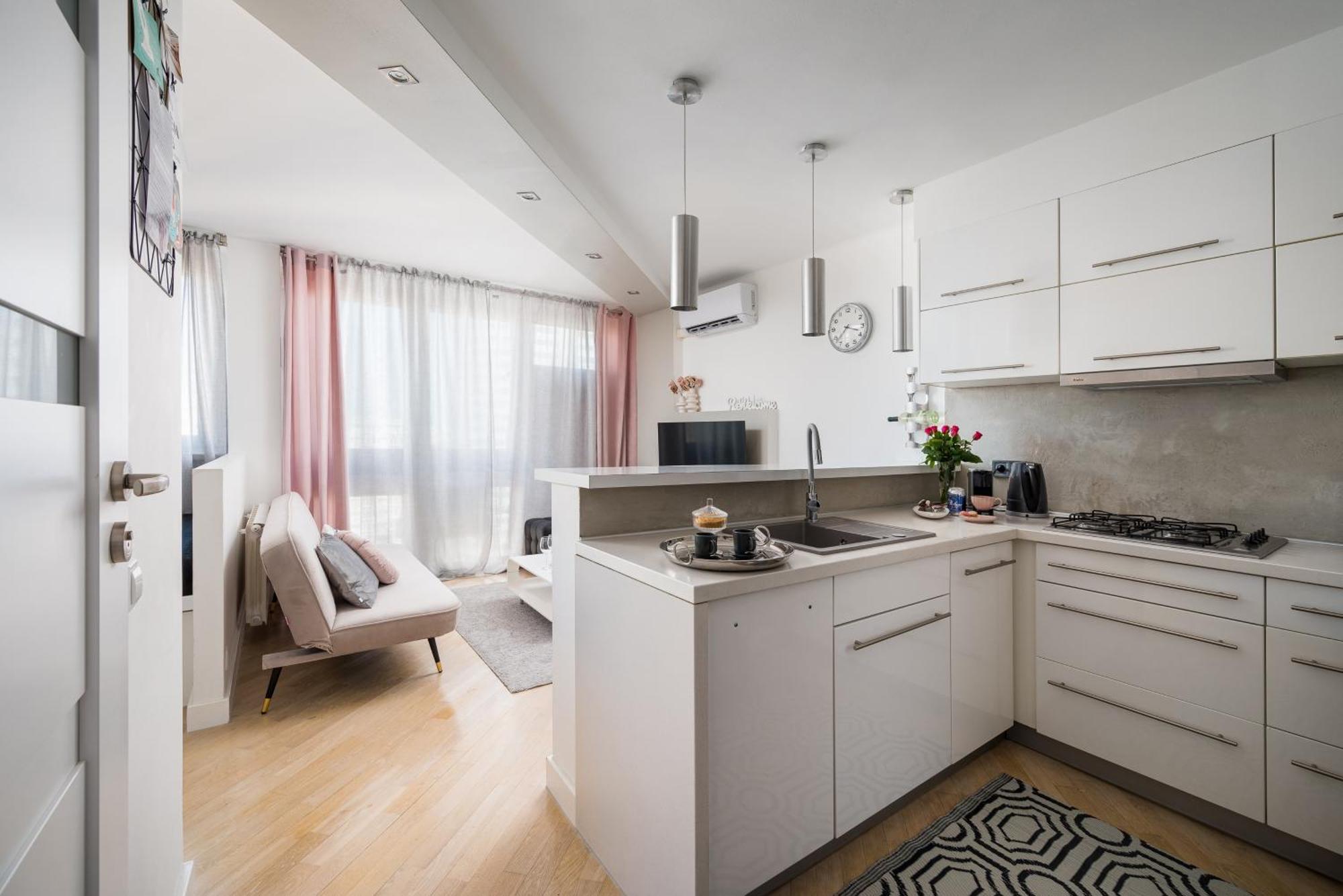 Air-conditioned Premium Loft Skyline Only 900 M To Station Apartamento Varsóvia