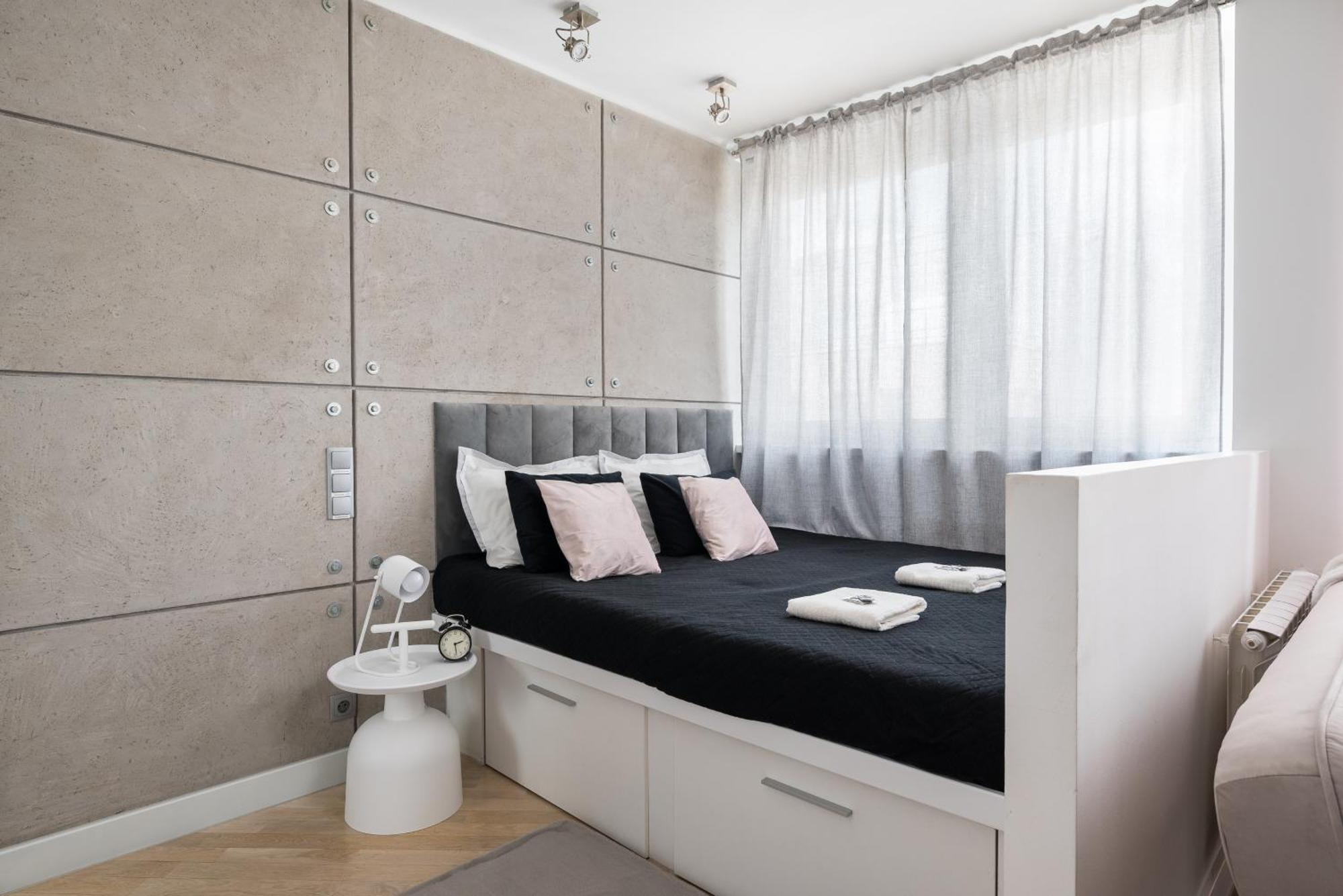 Air-conditioned Premium Loft Skyline Only 900 M To Station Apartamento