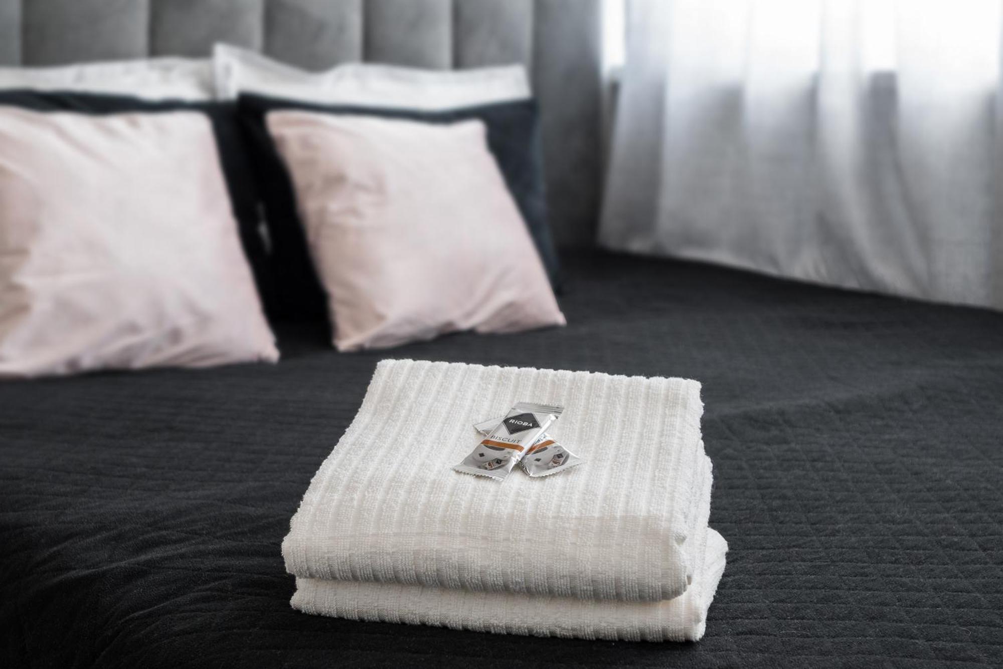 Air-conditioned Premium Loft Skyline Only 900 M To Station * Varsóvia