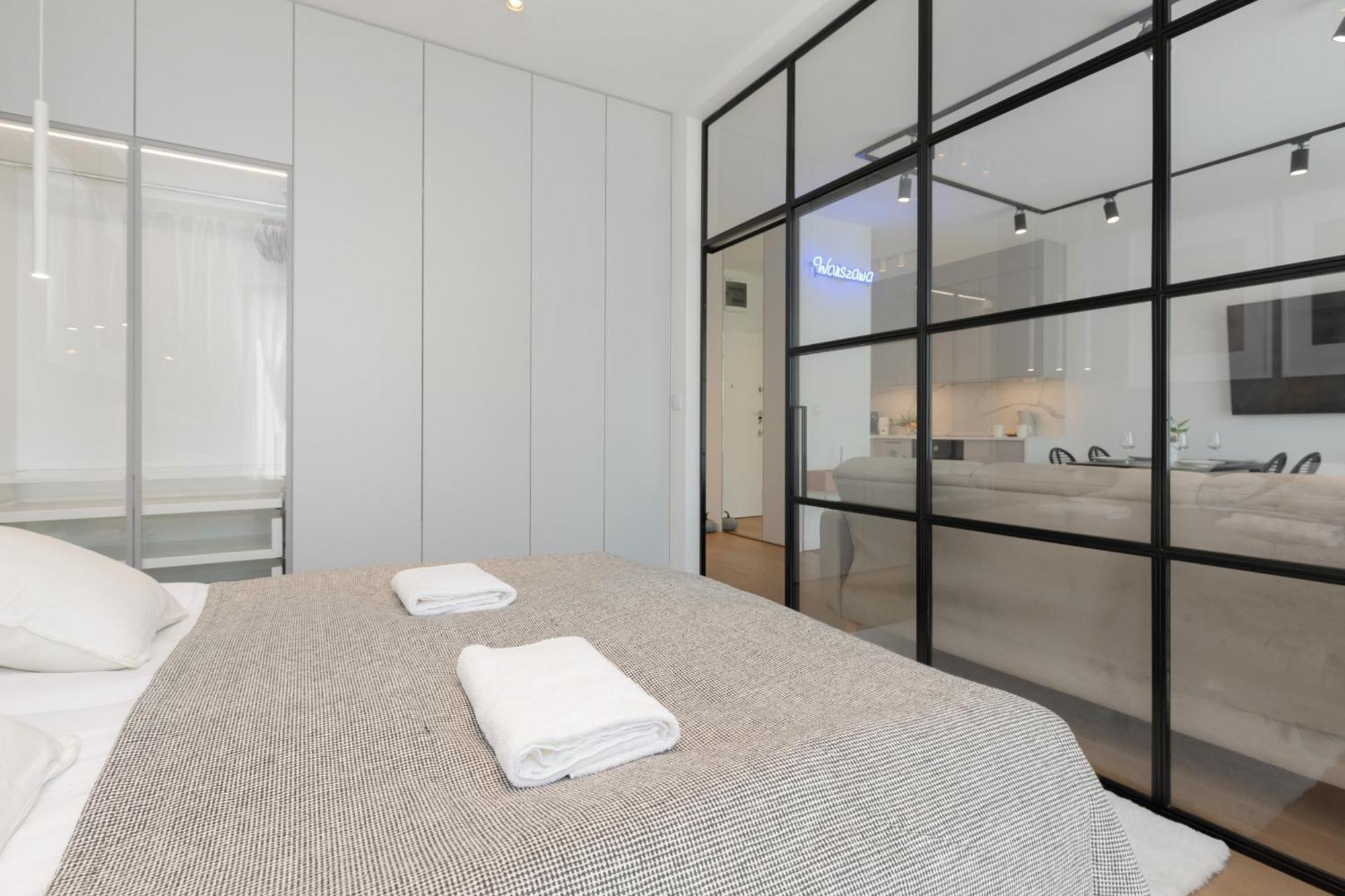 Boutiq Park Elegant With Parking By Renters Apartment *