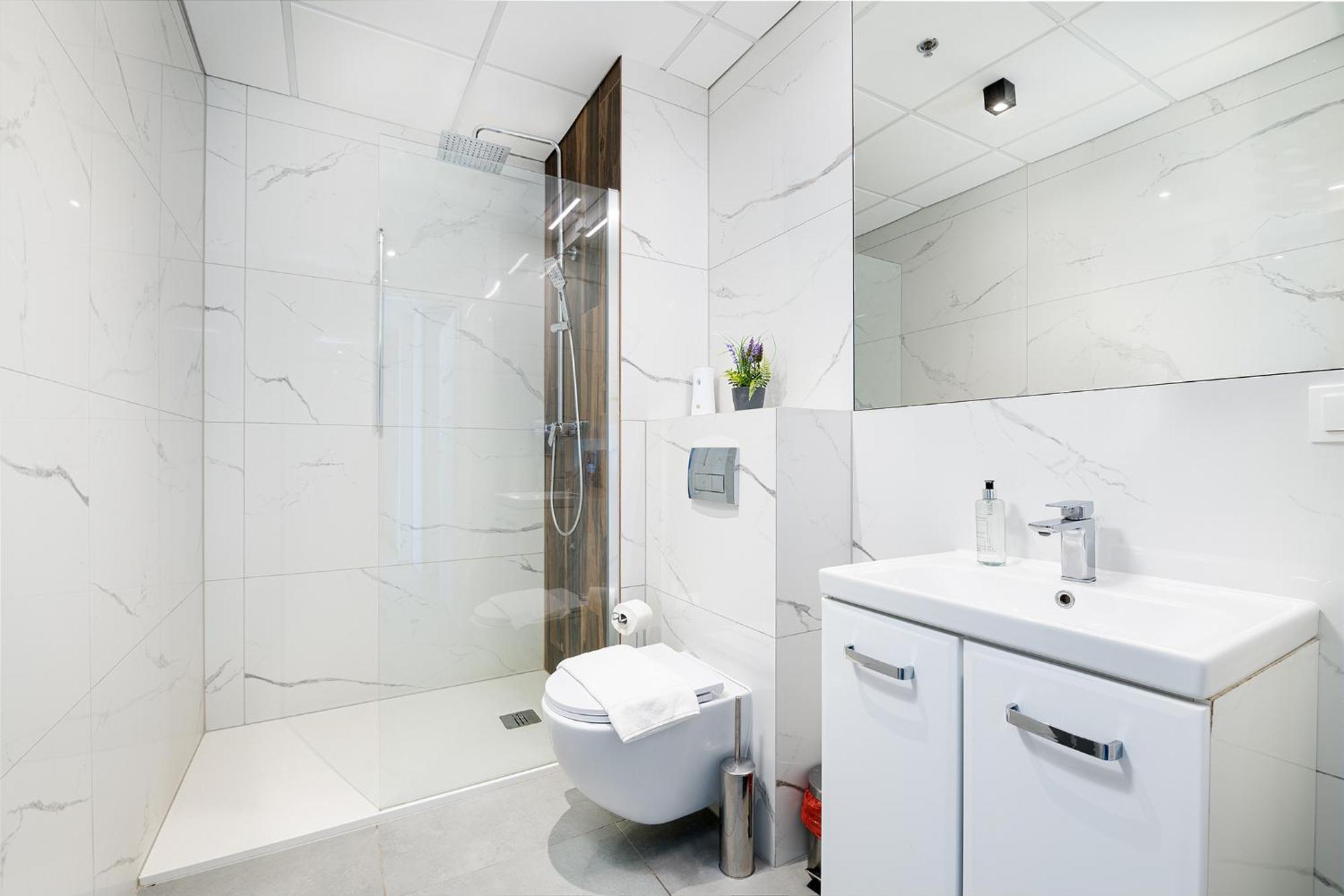 Rentplanet - Kasprzaka Apartment *