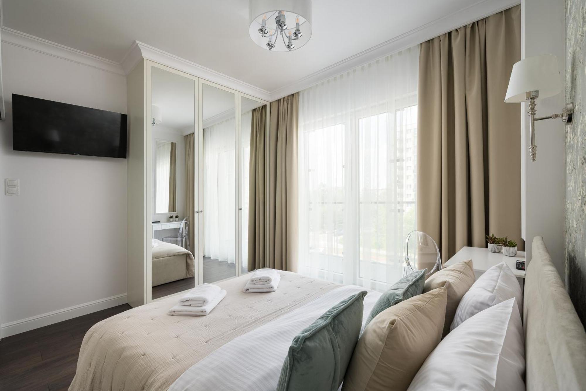 Apartment Bright Crystal Premium *