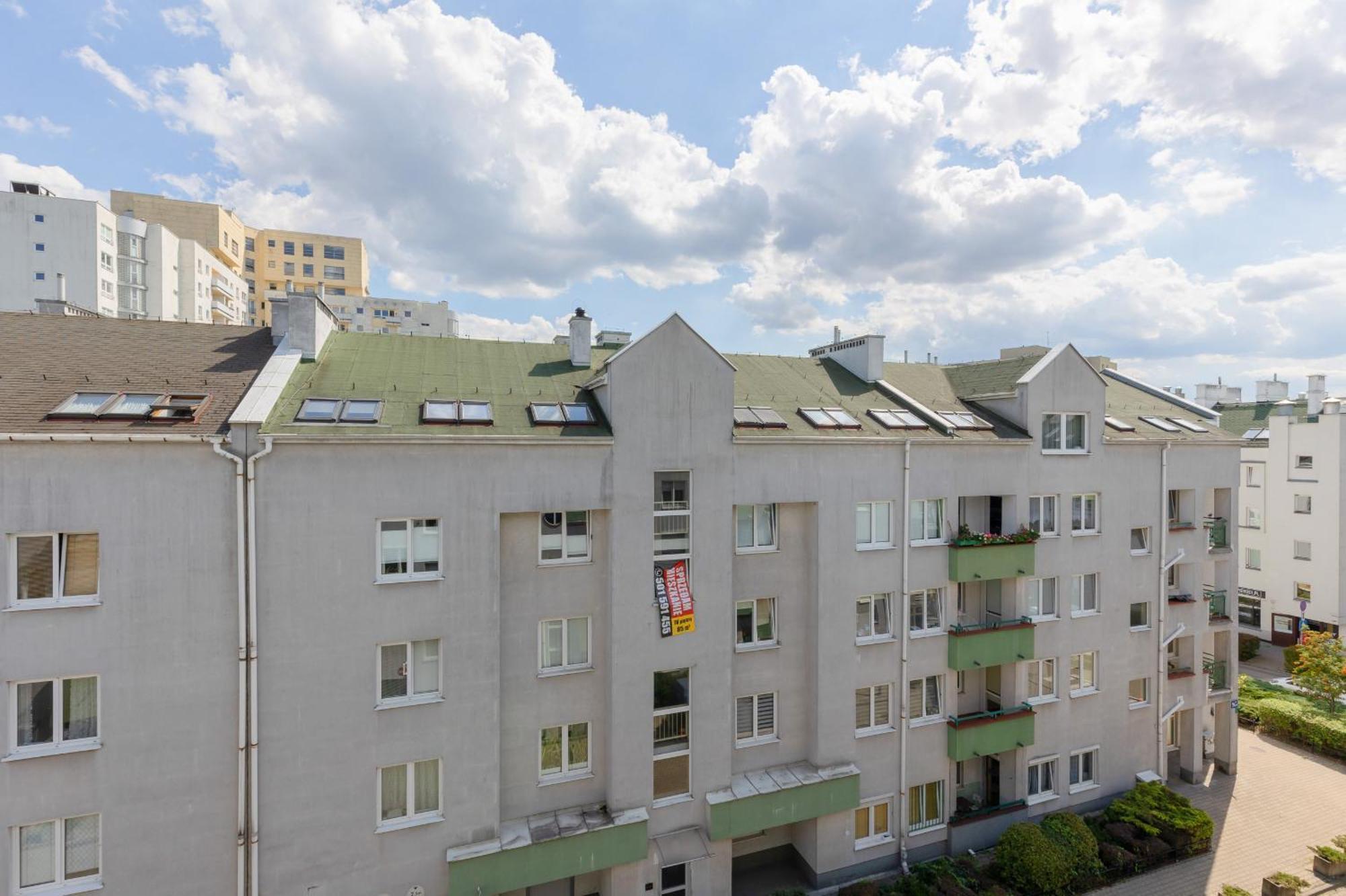 Family In With 3 Bedrooms & Ac Near Metro Stoklosy By Renters Apartamento