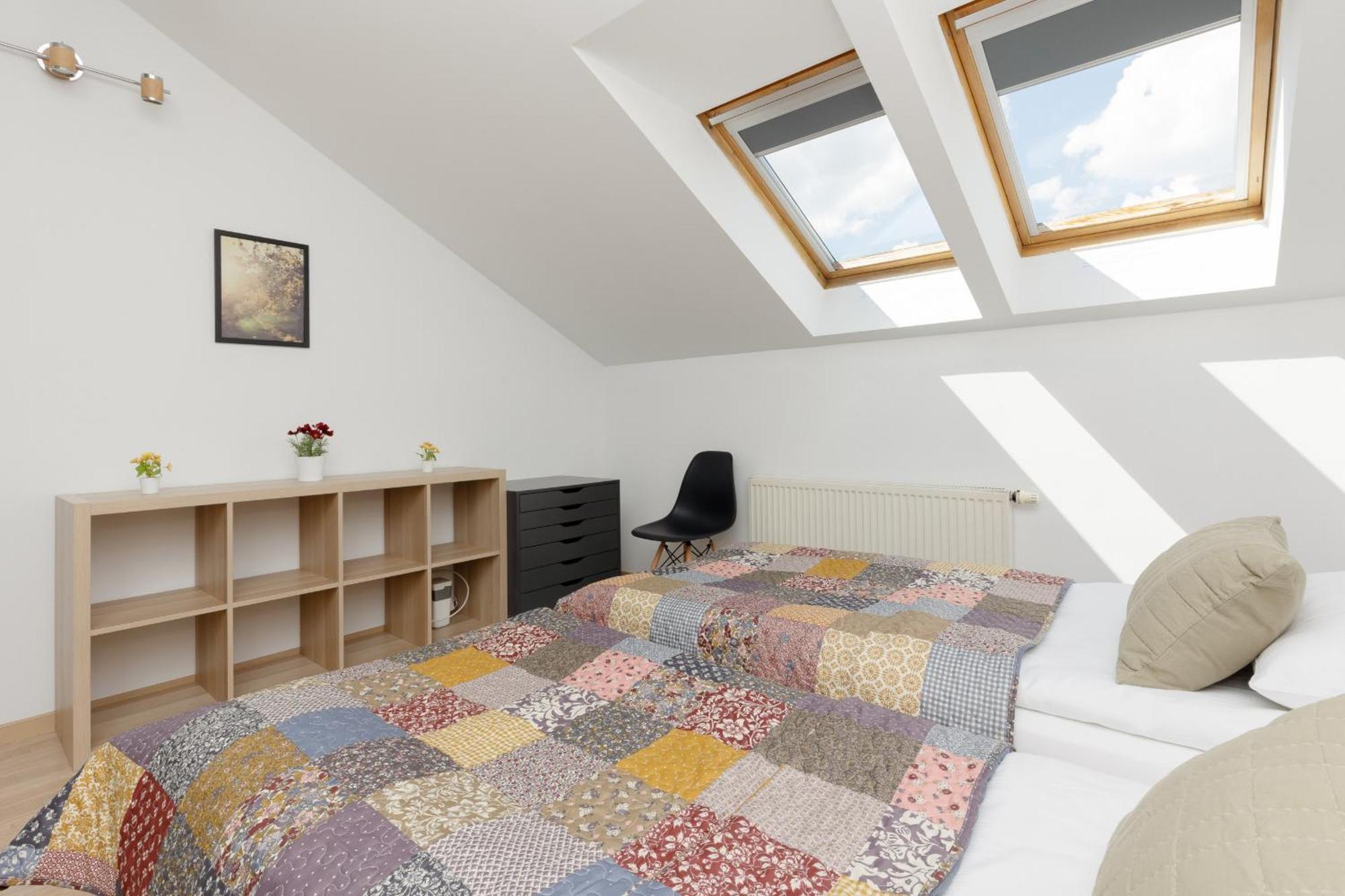 Family In With 3 Bedrooms & Ac Near Metro Stoklosy By Renters *
