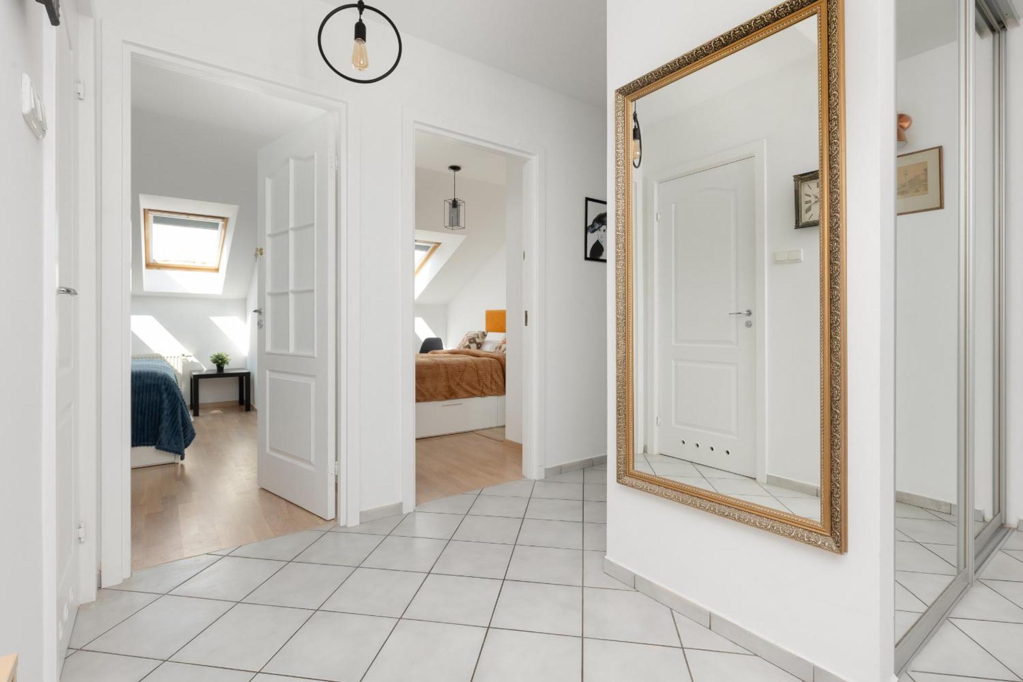 Family In With 3 Bedrooms & Ac Near Metro Stoklosy By Renters *