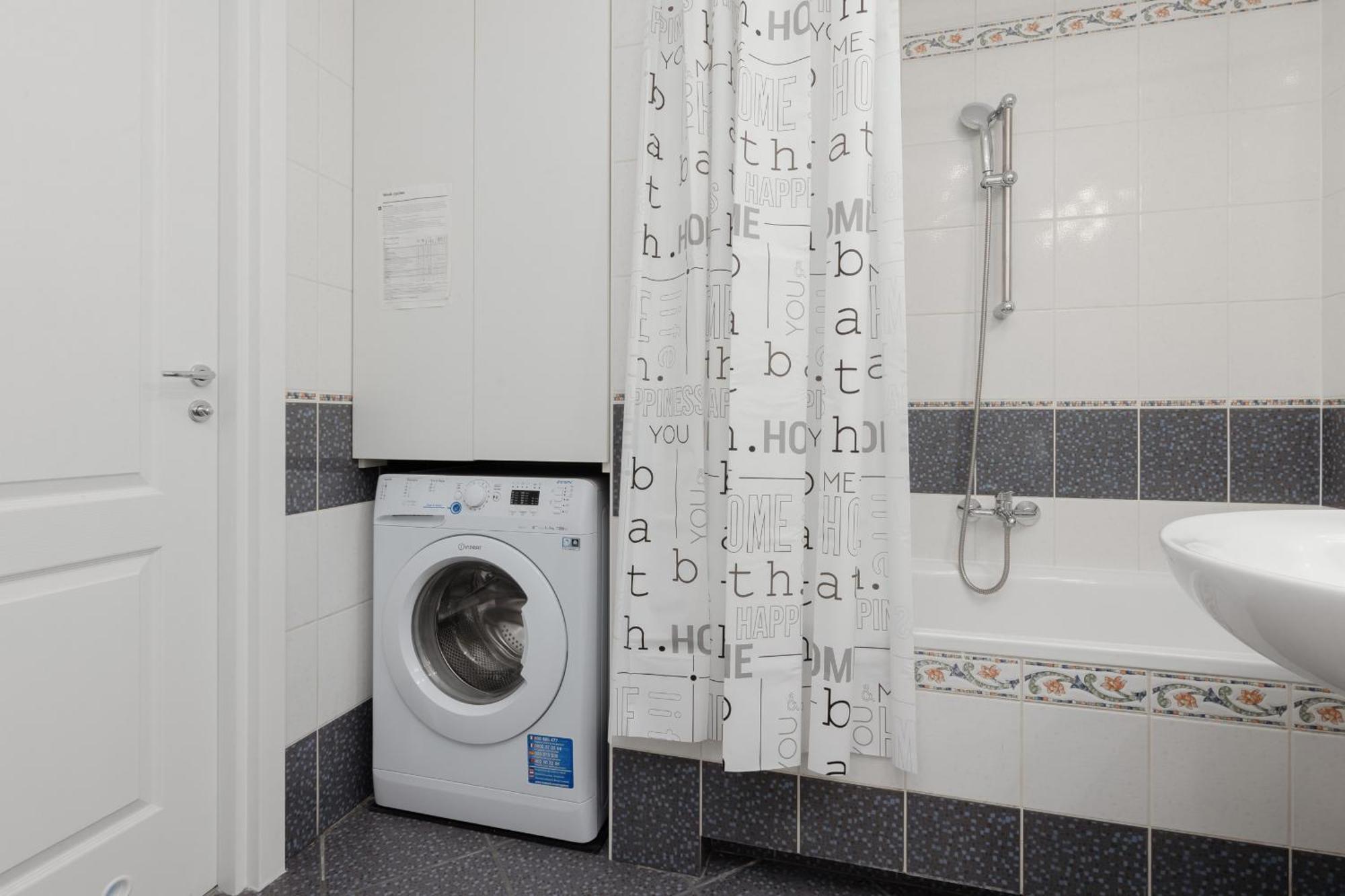 Apartamento Family In With 3 Bedrooms & Ac Near Metro Stoklosy By Renters