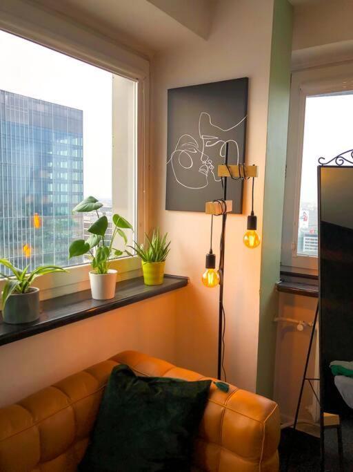 Căn hộ 21st Floor Loft! The Best View! *