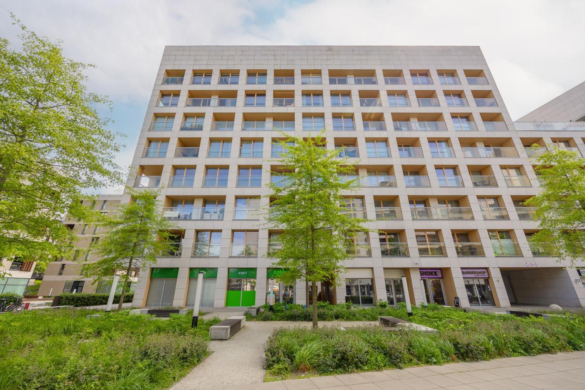 Apartment Cozy With Parking In The 19th District By Renters