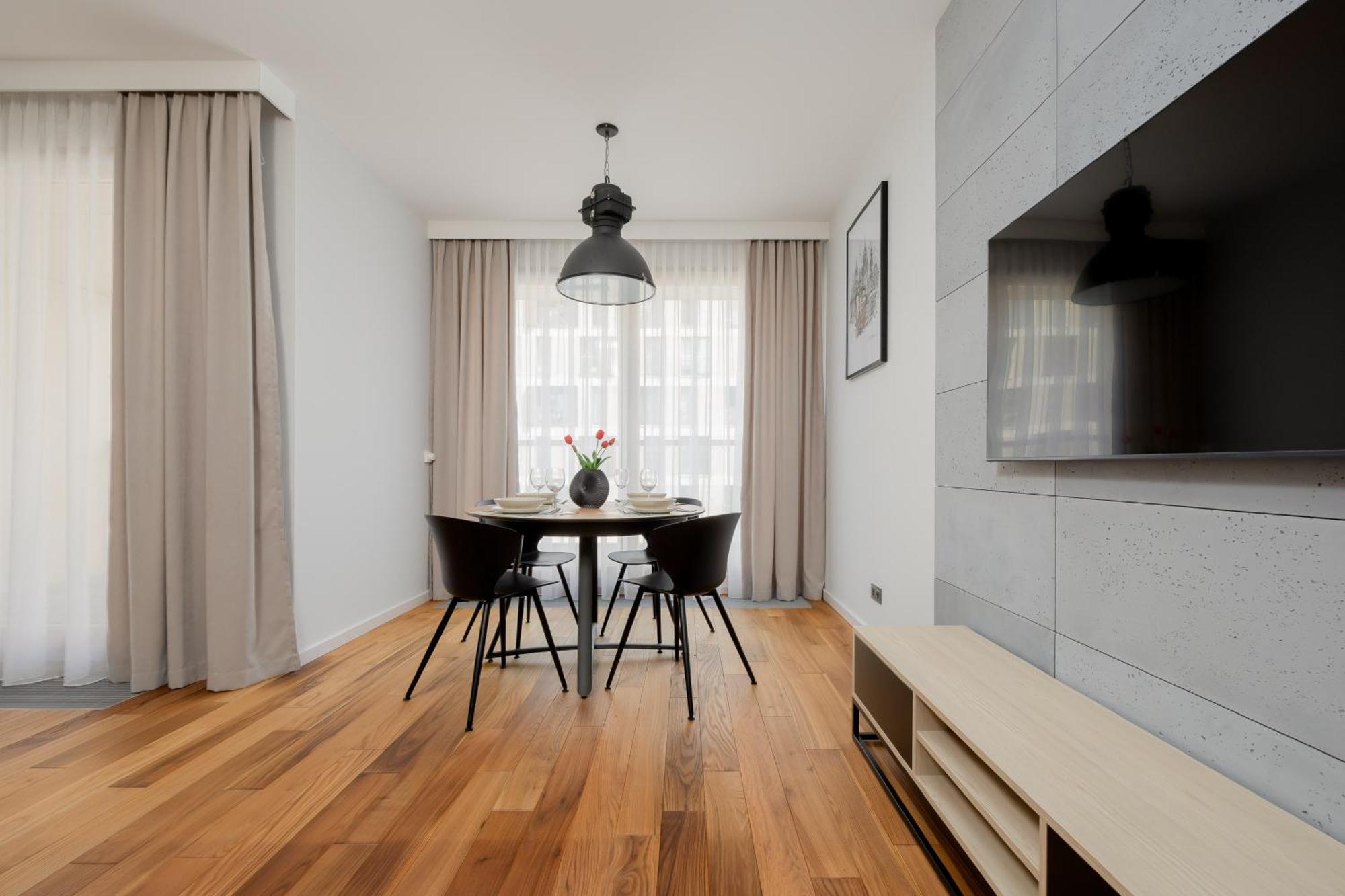 Apartment Cozy With Parking In The 19th District By Renters Warsaw