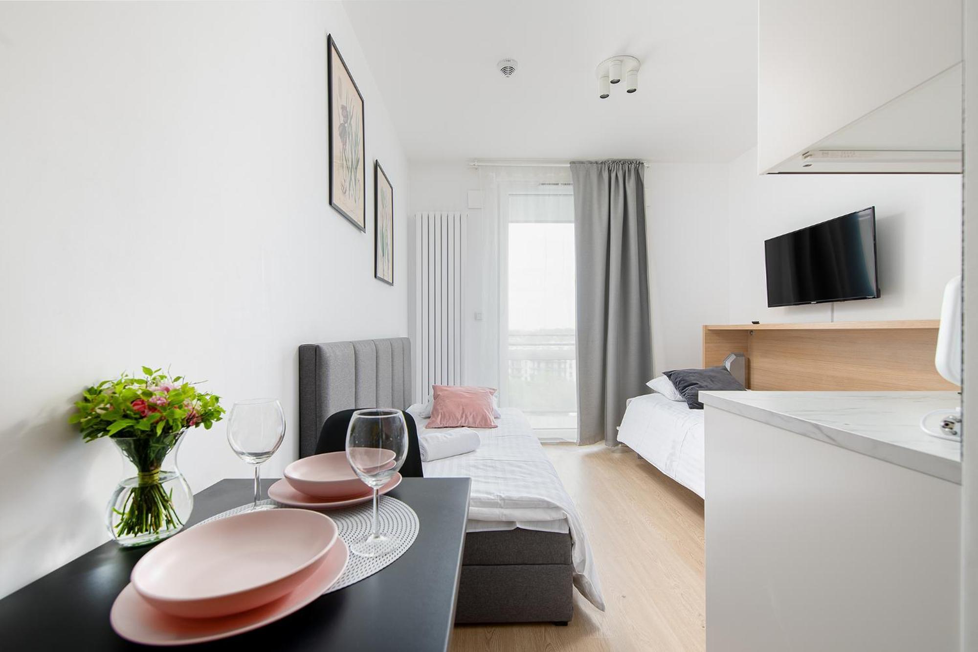Rentplanet - Wiktoryn Warsaw