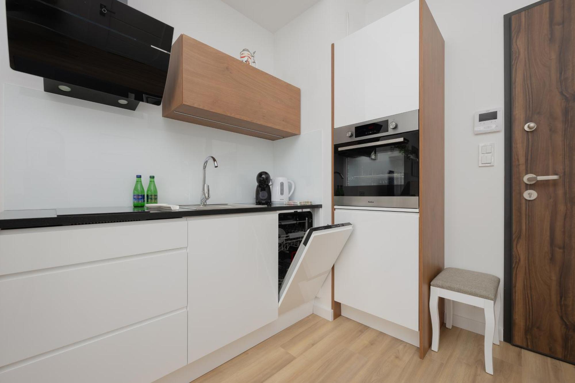 Apartment Holzera 6 Close To Medicover And Paley *