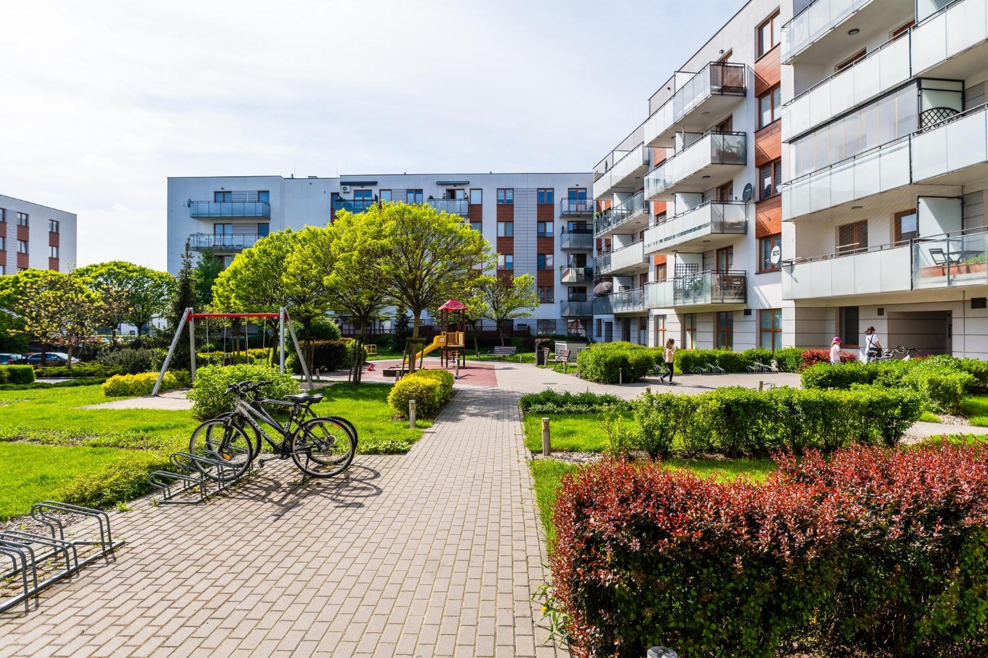 Rodzinny Relaks Z Ogrodem I Garazem Apartment Warsaw