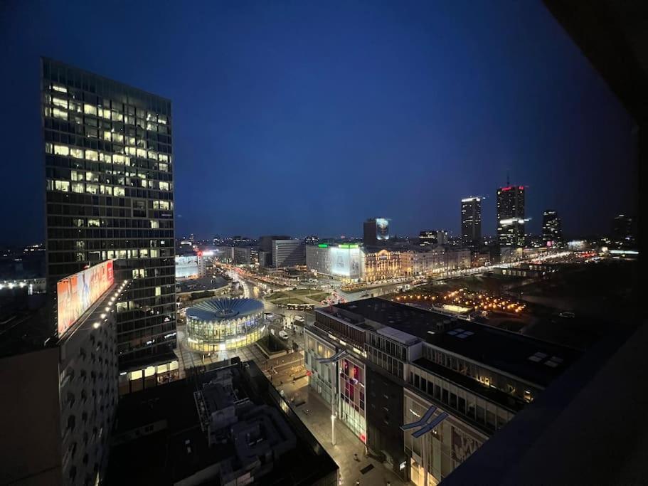 Apartment Blue Nest 2 Minuty Do Metro Centrum *
