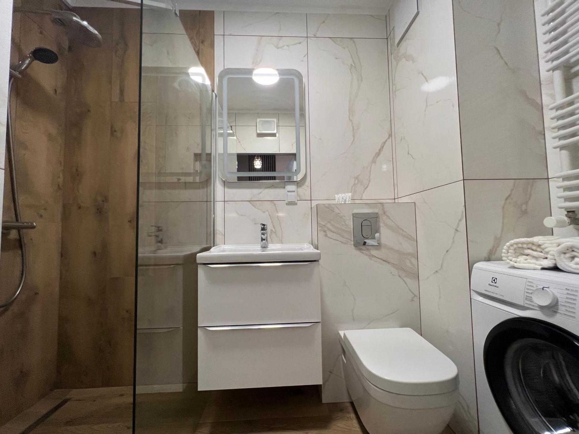 Vipwarsawapartments Pl Wiktoryn *