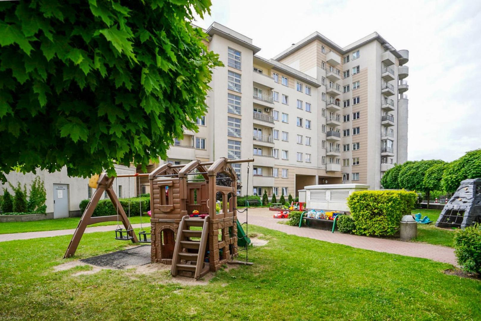 Studio - City View, Parks Nearby By Rentujemy Apartment