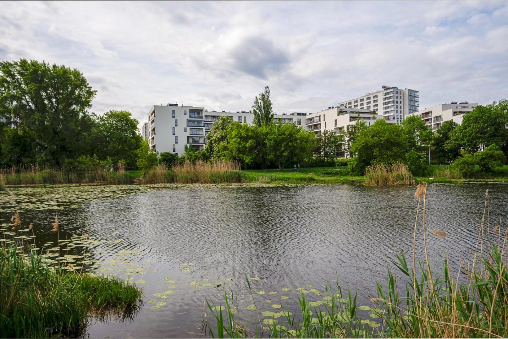 Studio - City View, Parks Nearby By Rentujemy *