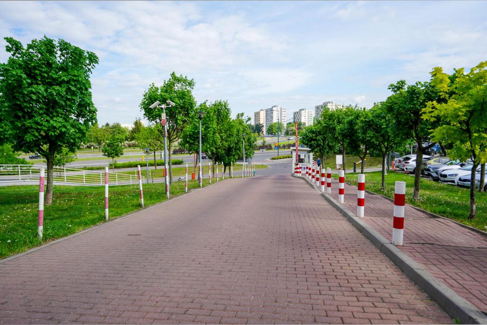 Studio - City View, Parks Nearby By Rentujemy Apartment *