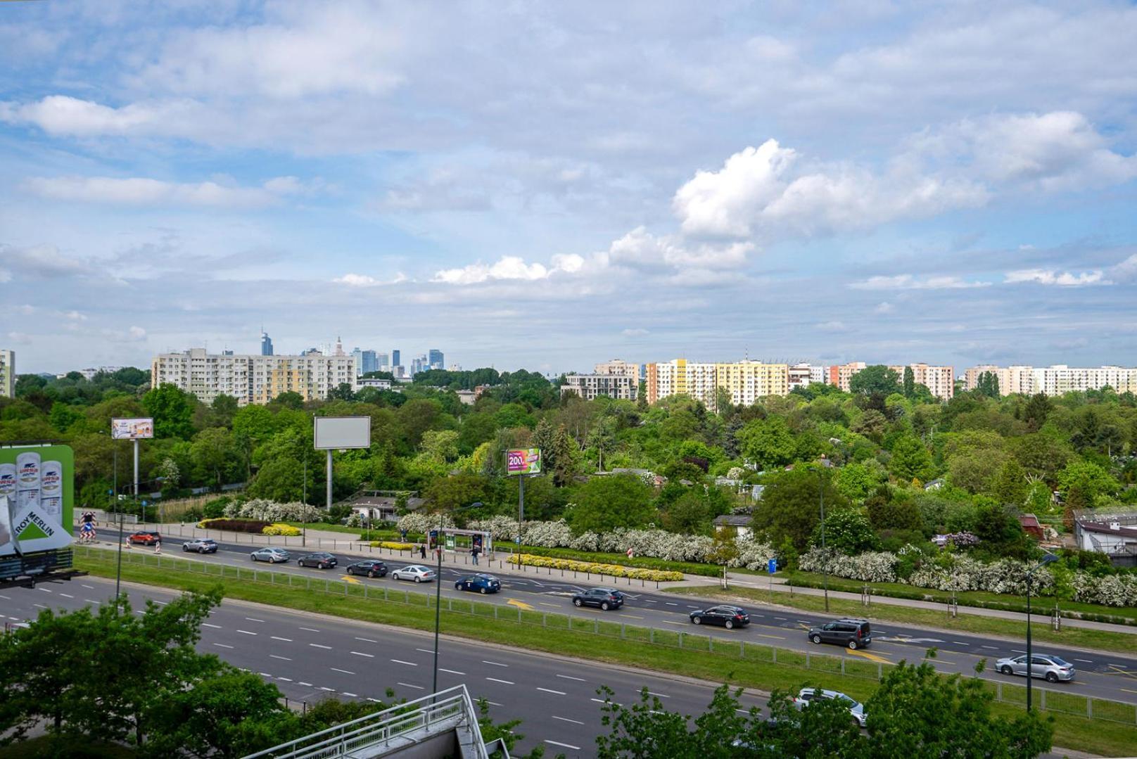 Studio - City View, Parks Nearby By Rentujemy