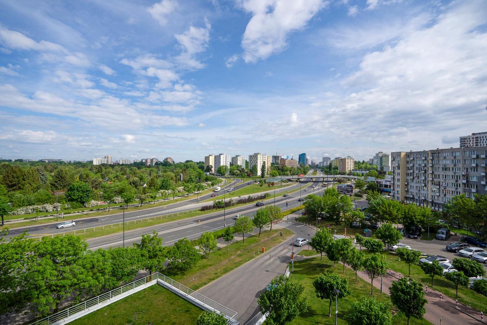 Studio - City View, Parks Nearby By Rentujemy
