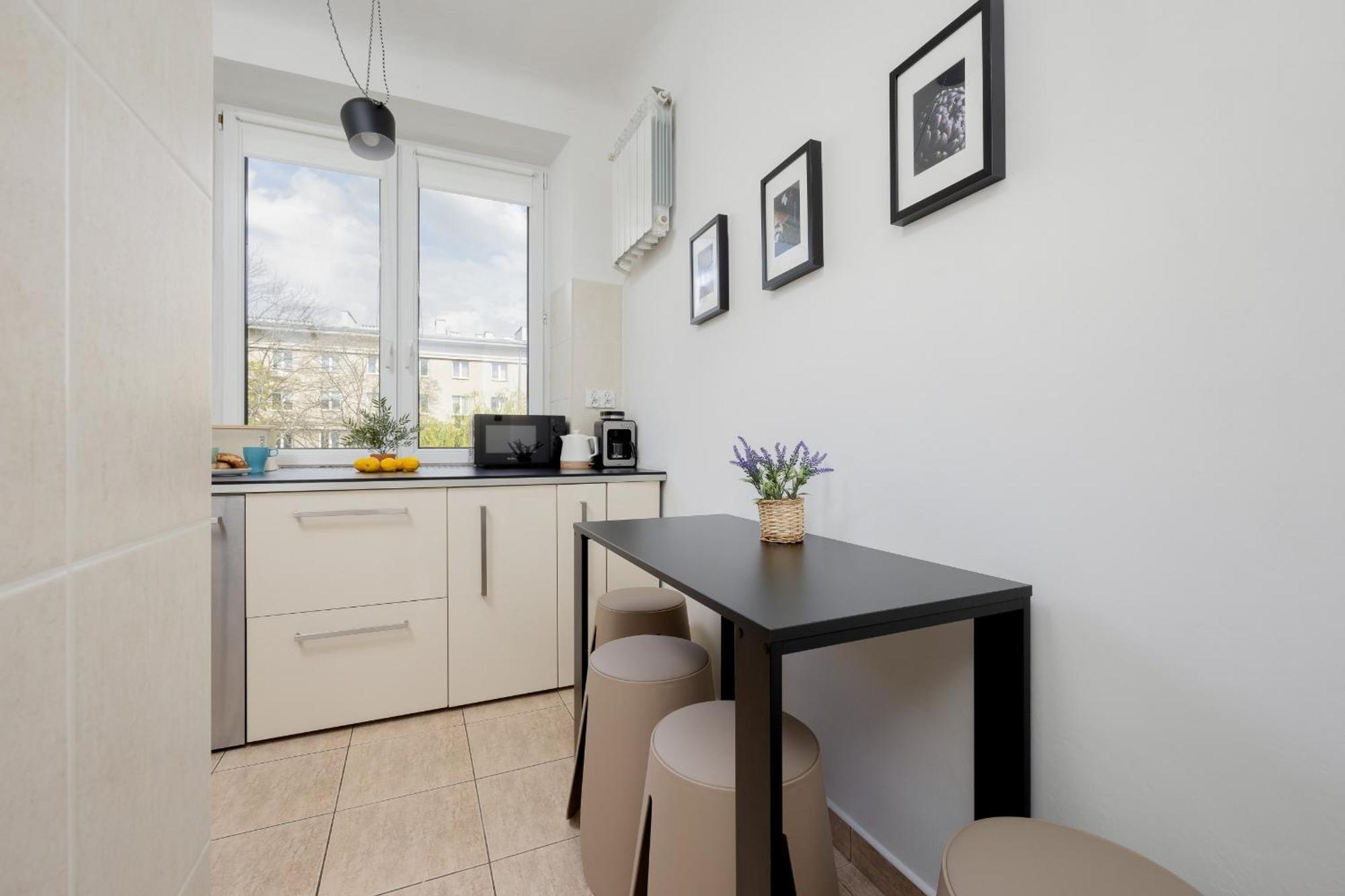 Beautiful & Modern Near The Center By Renters Apartment Warschau