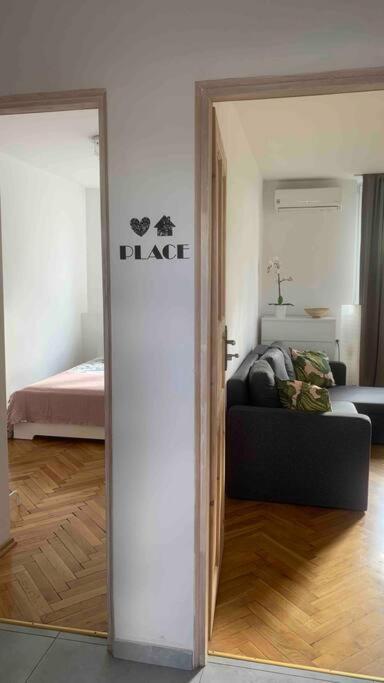 Apartment Plac Bankowy, Metro Warsaw