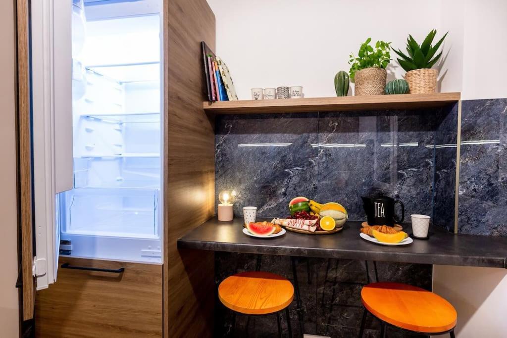 Elegant, Comfortable In The Heart Of Warsaw! *