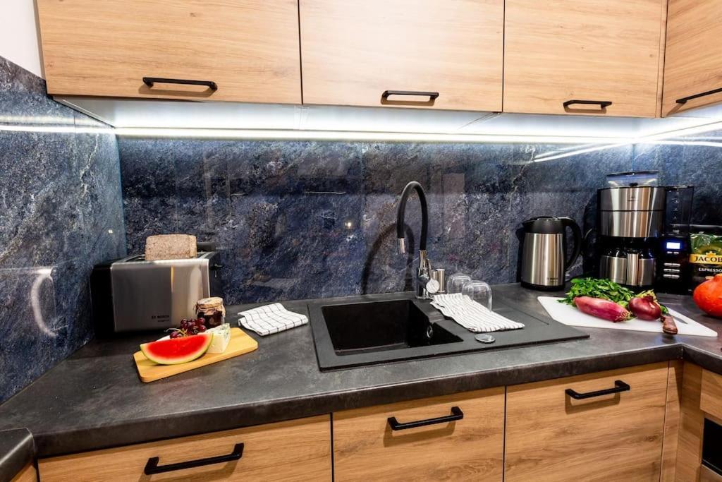 Elegant, Comfortable In The Heart Of Warsaw! *