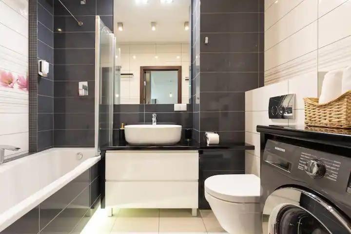 Golden - Big Luxury And Bright - Siedmiogrodzka 1 Warszawa