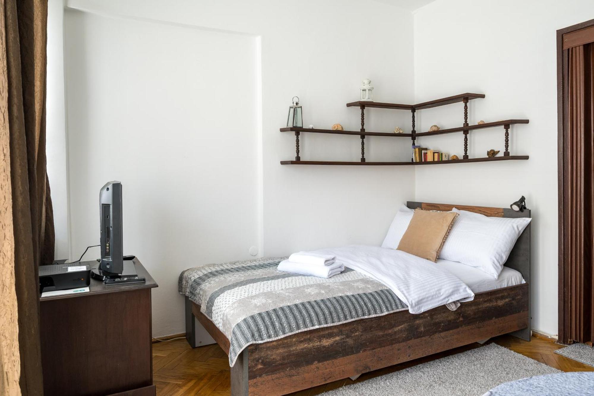 Plac Konstytucji Homely Apartament Warszawa