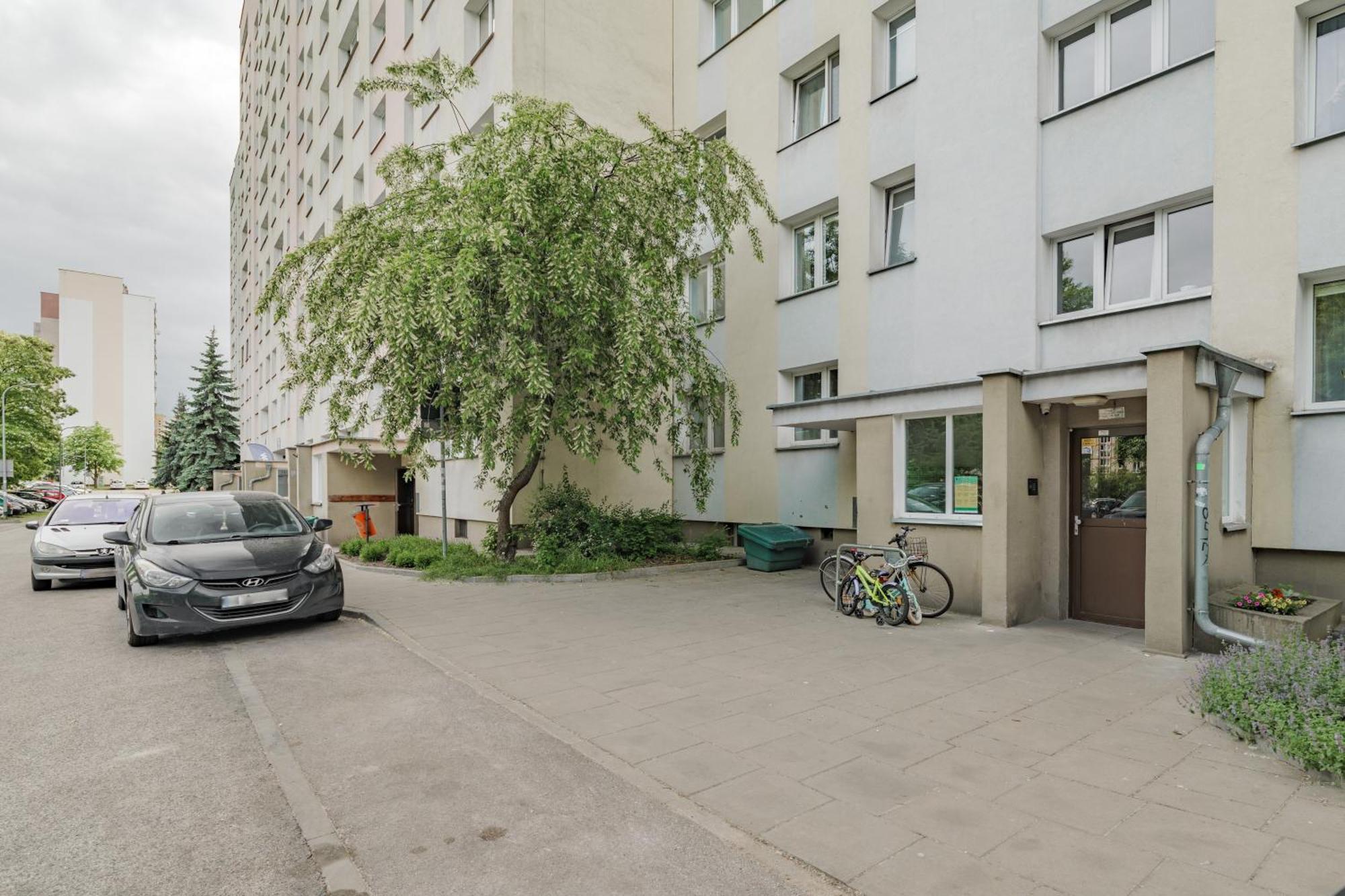 Apartment Reymonta 23 B - 5 Min Metro - 15 Min Centrum - 10 Min Cmkp
