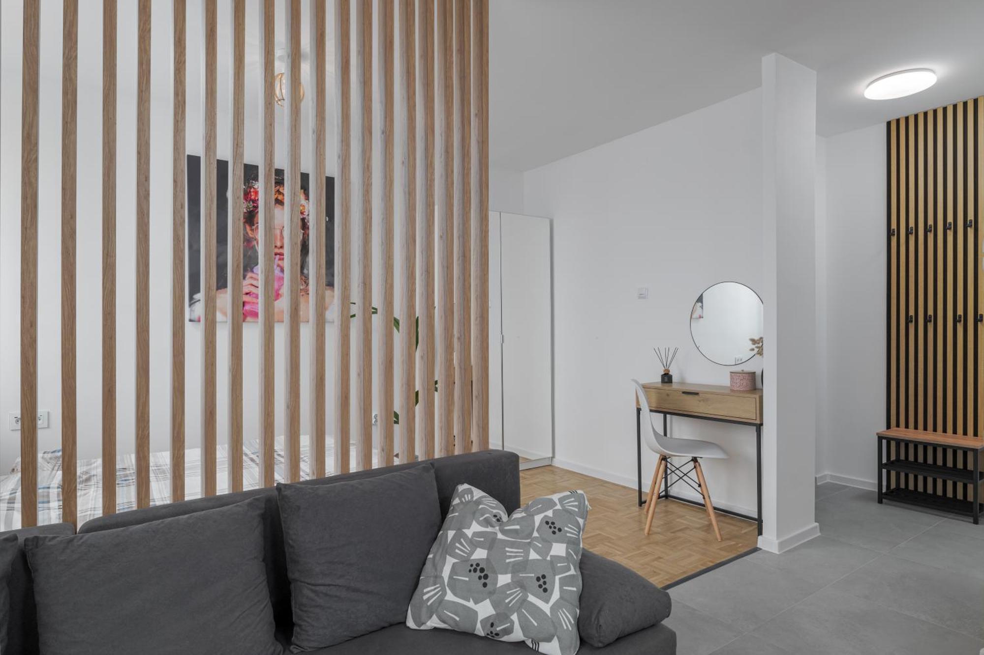 Reymonta 23 B - 5 Min Metro - 15 Min Centrum - 10 Min Cmkp Apartment *