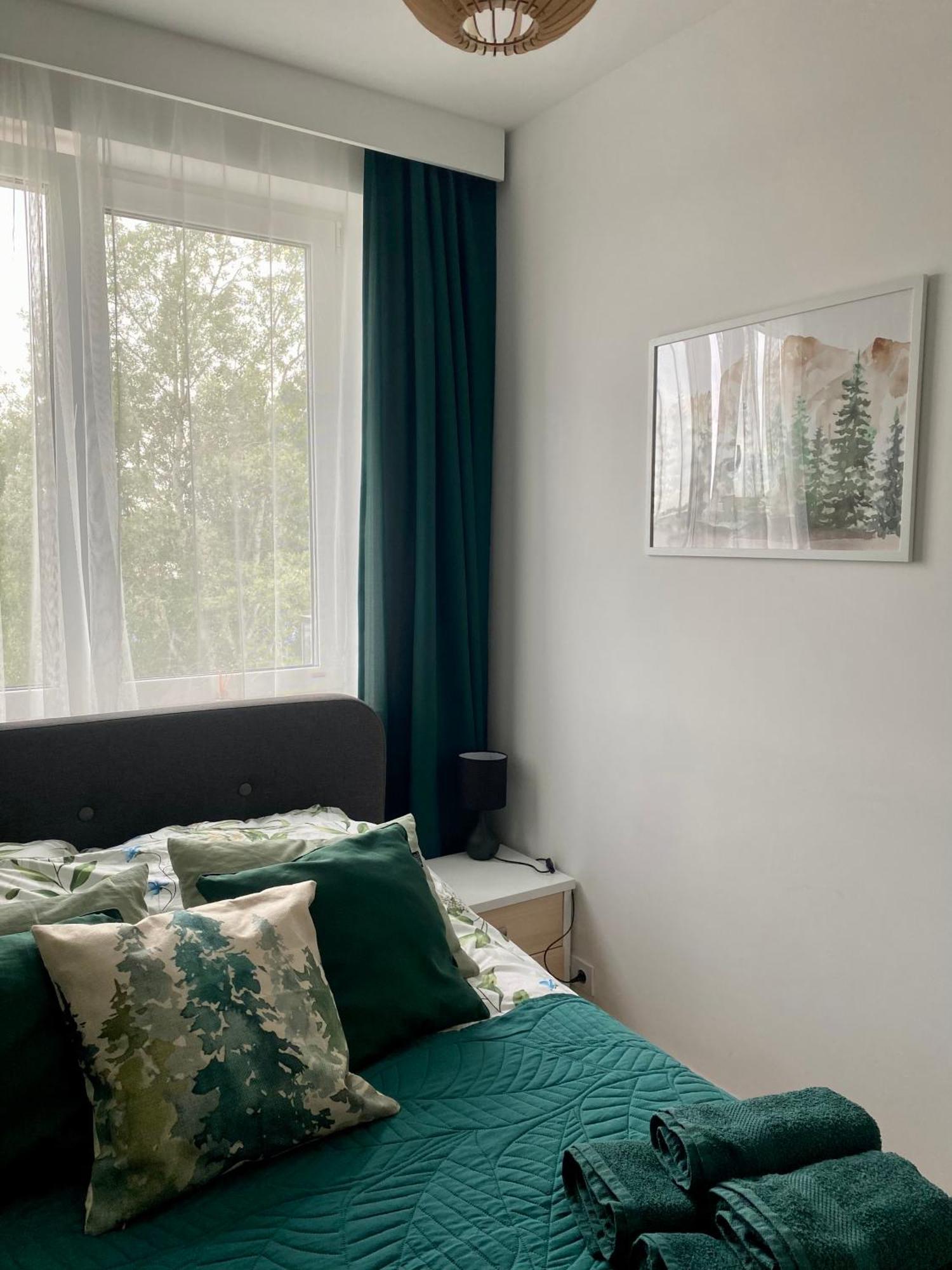 Chillout Airport Kl33 - Air Condition & Free Parking Apartment