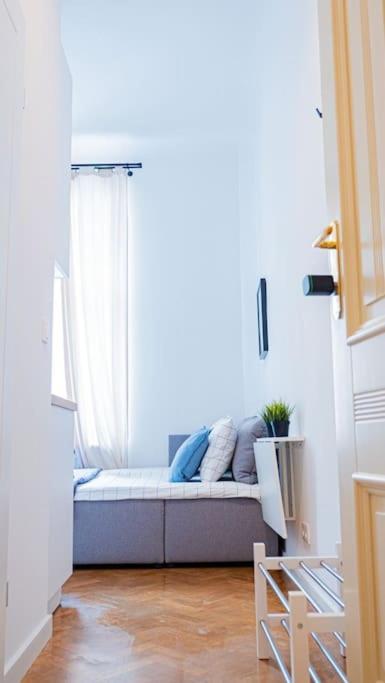 Apartment Mini Kawalerka W Samym Centrum Warszawy Warsaw