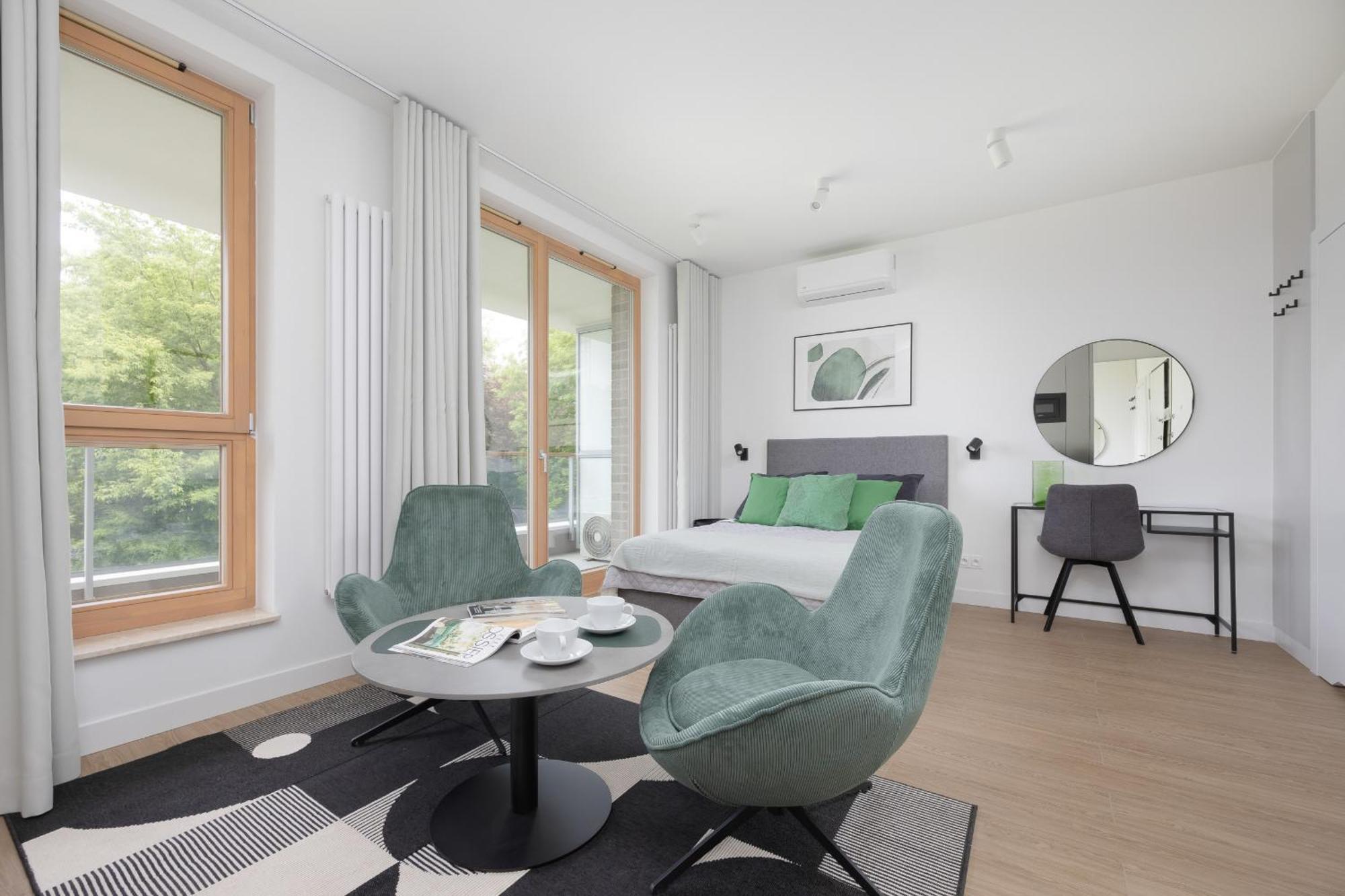Exclusive And Modern In With Air Conditioning And Desk By Renters Prestige * Warsaw